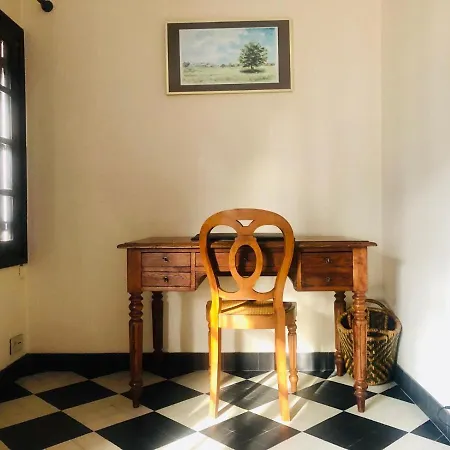 アパート De Damville